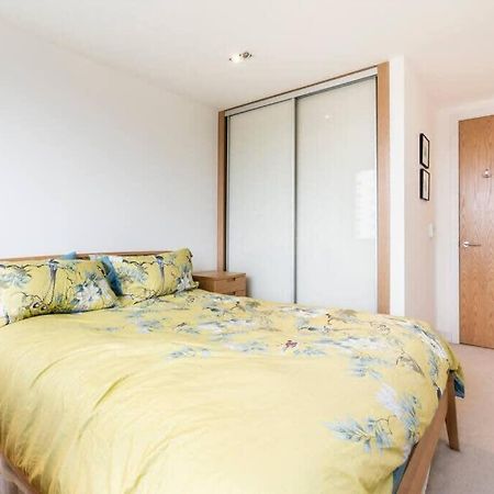 1 Bedroom Penthouse Flat In East Λονδίνο Εξωτερικό φωτογραφία