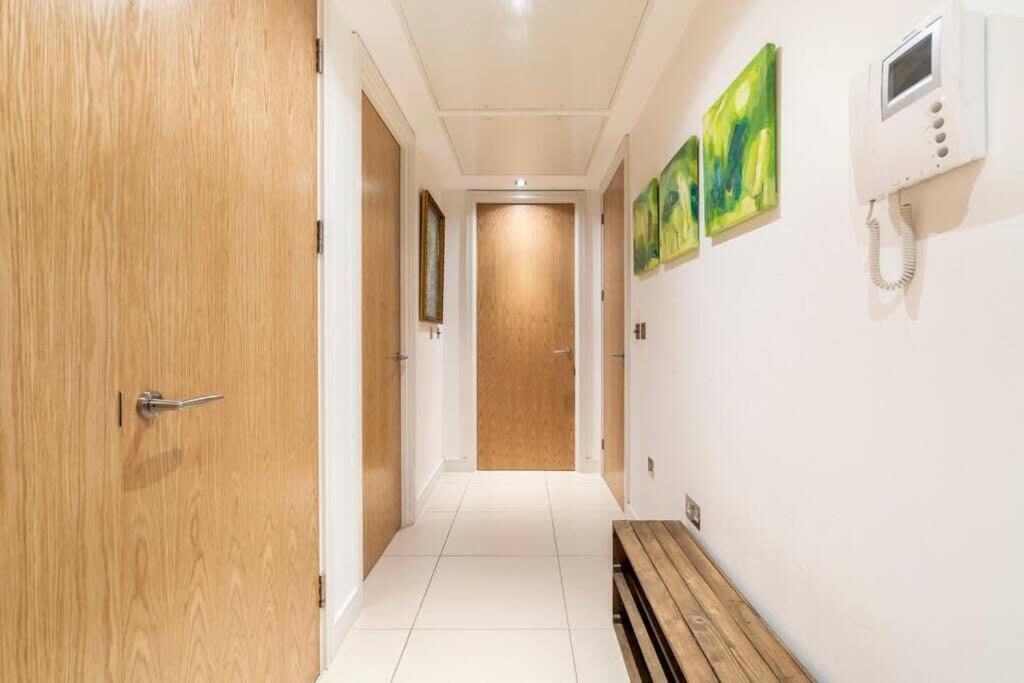 1 Bedroom Penthouse Flat In East Λονδίνο Εξωτερικό φωτογραφία