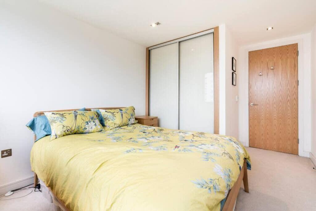 1 Bedroom Penthouse Flat In East Λονδίνο Εξωτερικό φωτογραφία