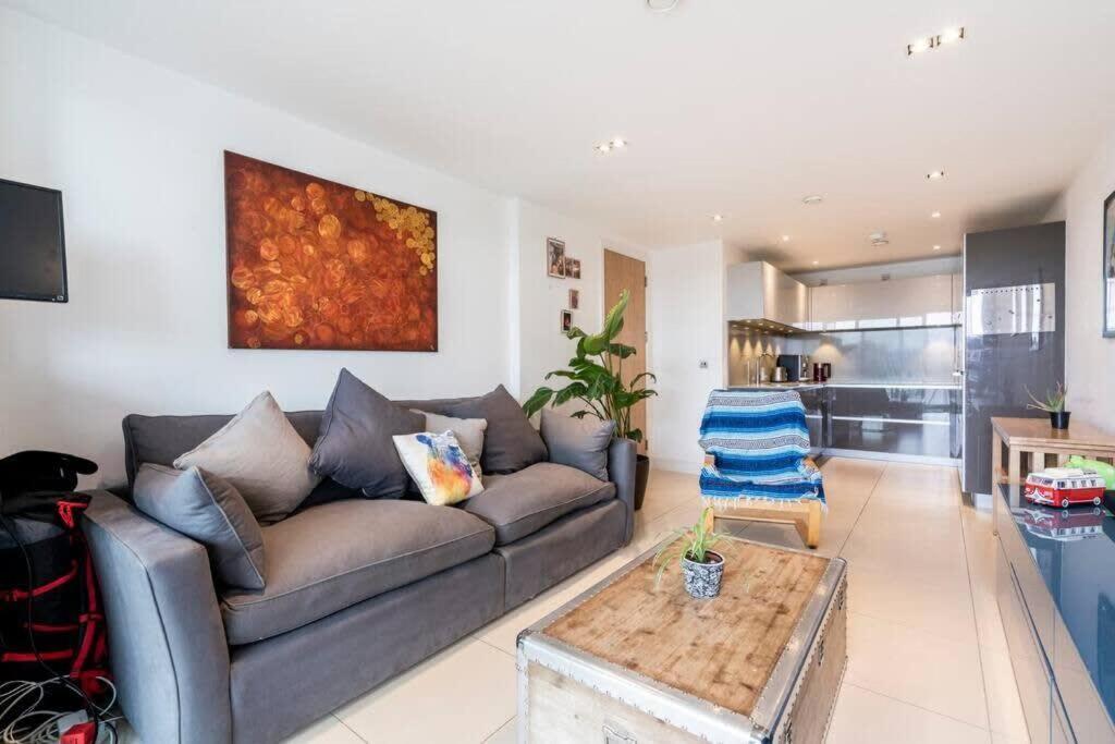 1 Bedroom Penthouse Flat In East Λονδίνο Εξωτερικό φωτογραφία